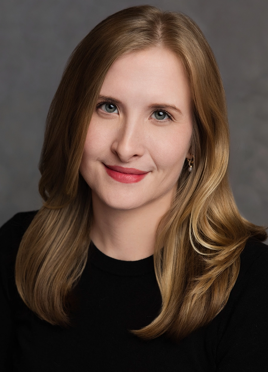 Emily Pandarova, Executive Assistant